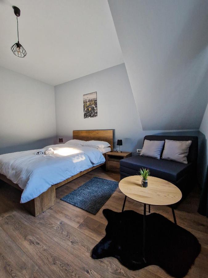 Xxl Rooms Osijek Exterior foto